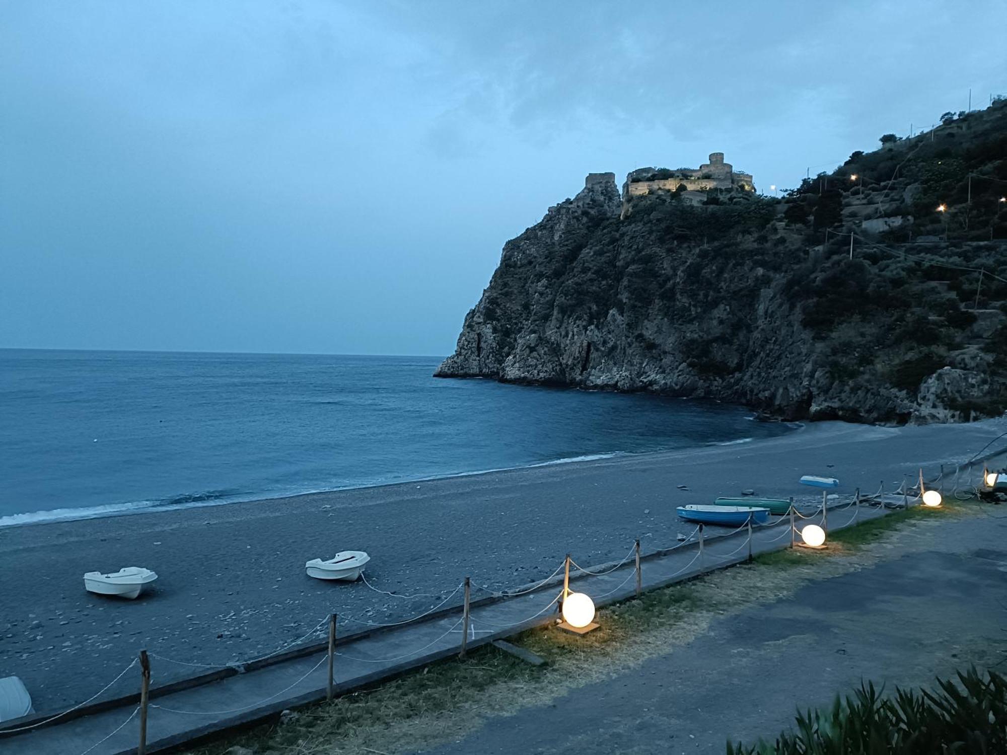 Casa Vacanze Margarita SantʼAlessio Siculo Eksteriør bilde