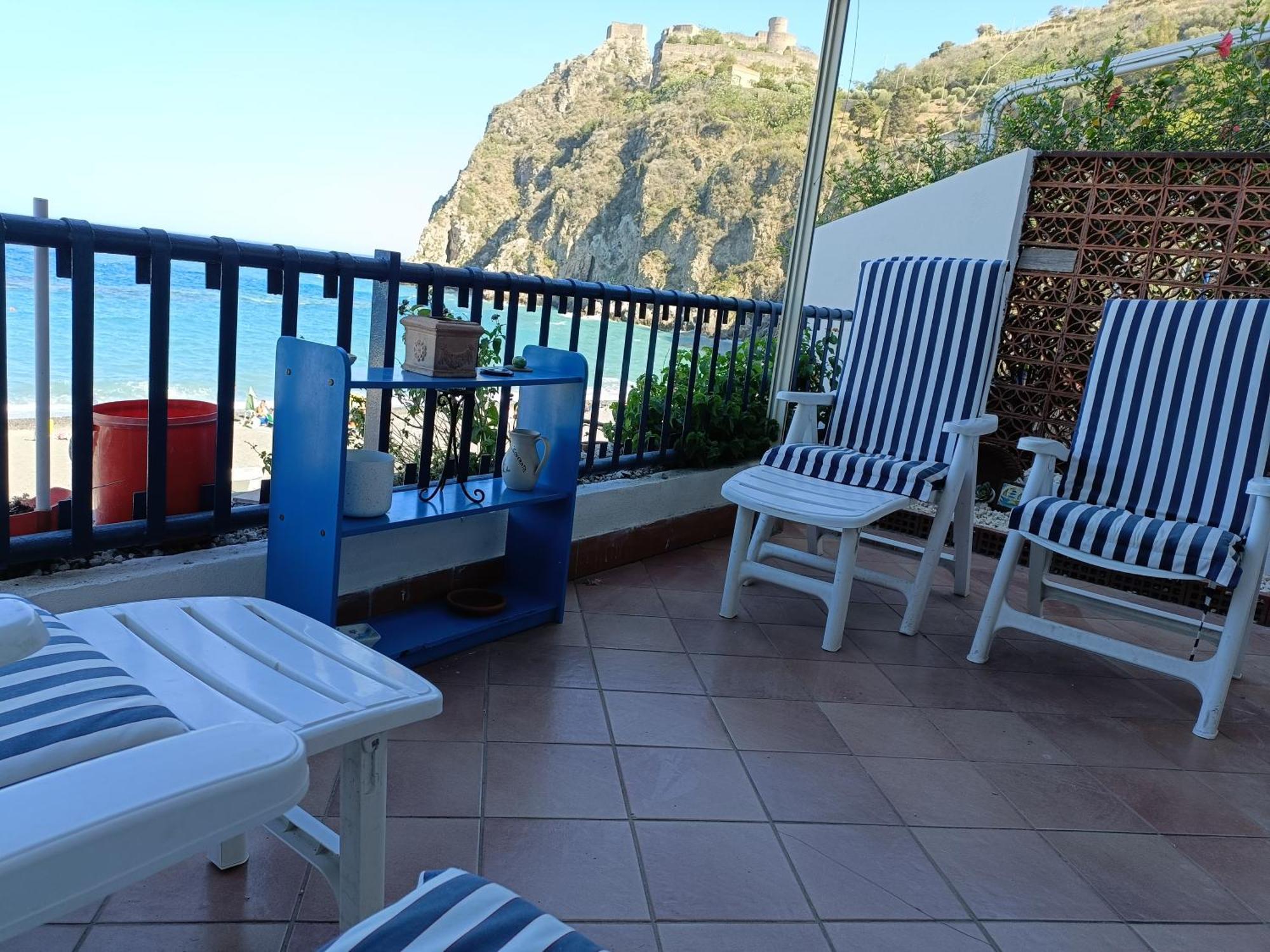 Casa Vacanze Margarita SantʼAlessio Siculo Eksteriør bilde