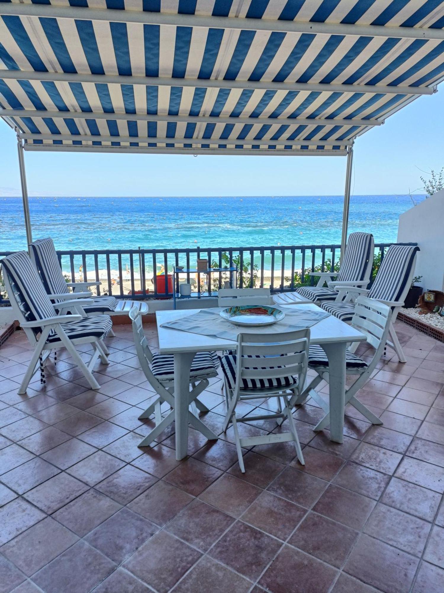 Casa Vacanze Margarita SantʼAlessio Siculo Eksteriør bilde