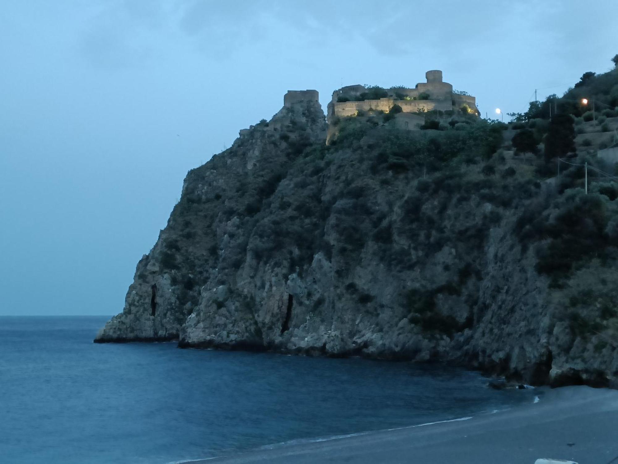Casa Vacanze Margarita SantʼAlessio Siculo Eksteriør bilde